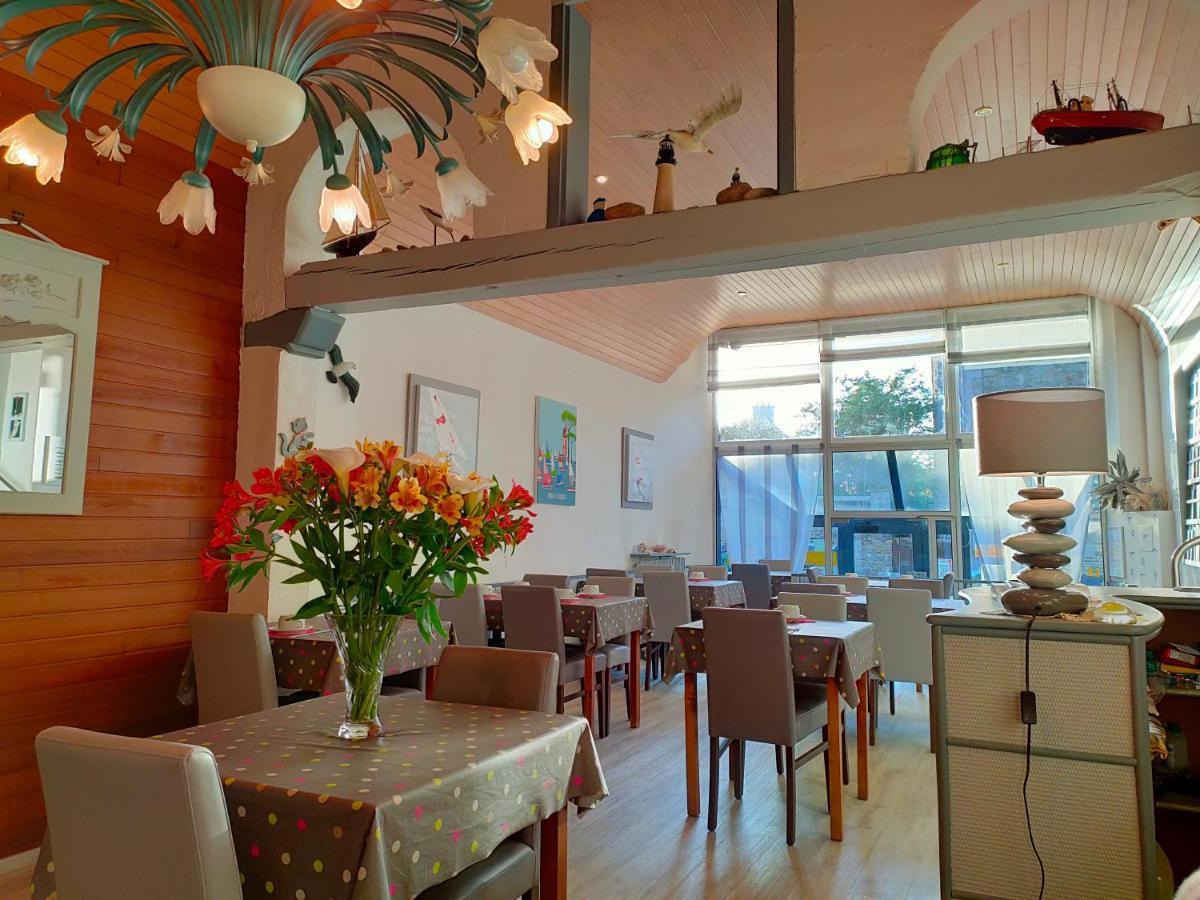 Hotel Le Littoral Lézardrieux Buitenkant foto