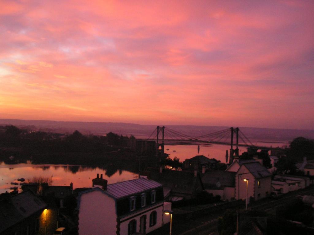 Hotel Le Littoral Lézardrieux Buitenkant foto